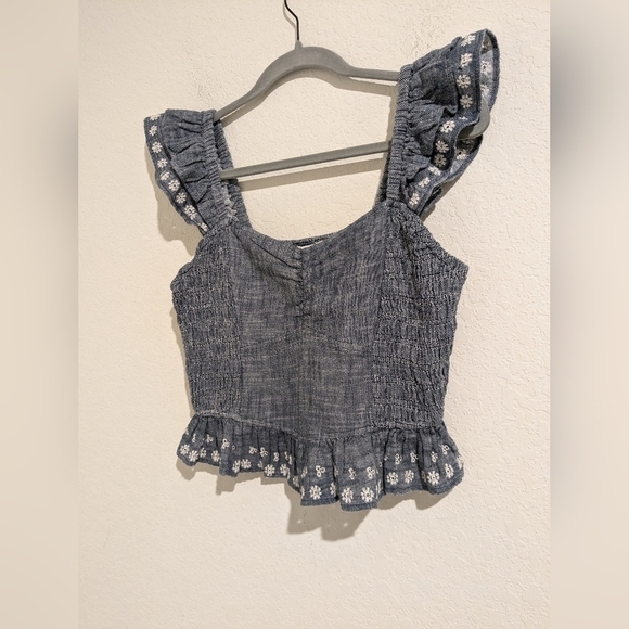 Cleobella Chambray Daisy Floral Flutter Sleeve Smocked Ruffle Top Coquette - Picture 4 of 8